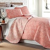 Southshore Fine Living, Inc. Paisley Quilt Set King/California Size, Light Weight Bedspread, 3-Piece Set Bohemian Bedding with Two Matching Quilted Pillow Shams, Cal/King Quilt, Reversible Coral