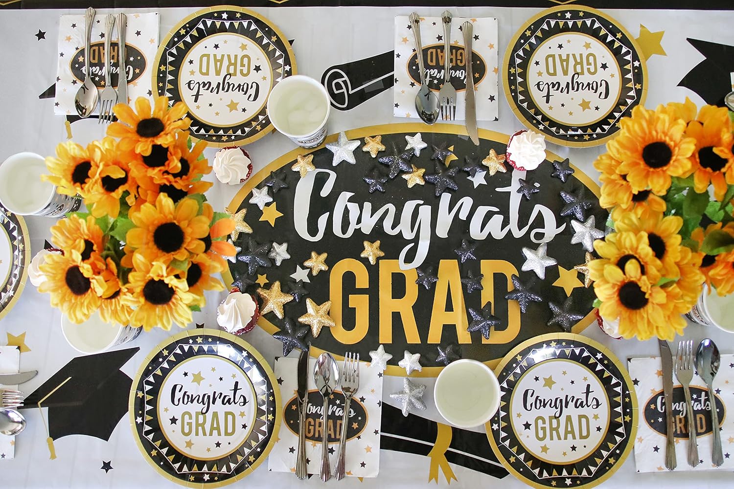 JOYIN 3 Pack Graduation Party Supplies Tablecovers 54"x108" Graduation Party Decoration, Plastic Graduation Tablecloths: Toys & Games