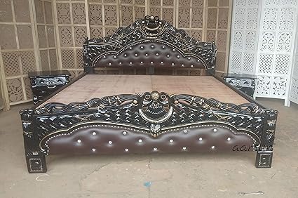 Aarsun Teak Wood Carved Bed With Bedside Table Bedroom Furniture Amazon In Furniture