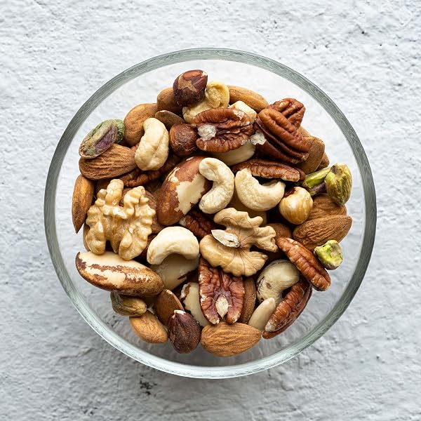 YUPIK RAW MIX NUTS, 1 LB, PREMIUM NATURAL MIXED NUTS WITH ALMONDS, WALNUTS, PISTACHIOS, CASHEWS, AND BRAZIL NUTS, HEALTHY SNACK,BROWN, PACK OF 1