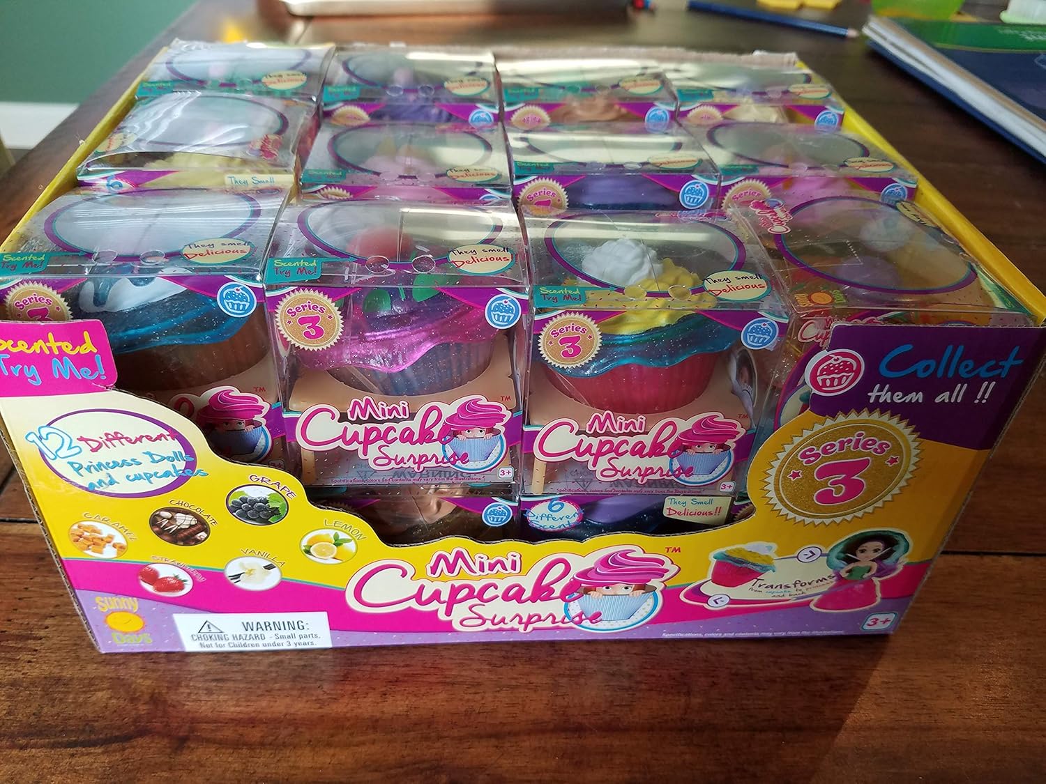 Haschel Toys Mini Cupcake Surprise 