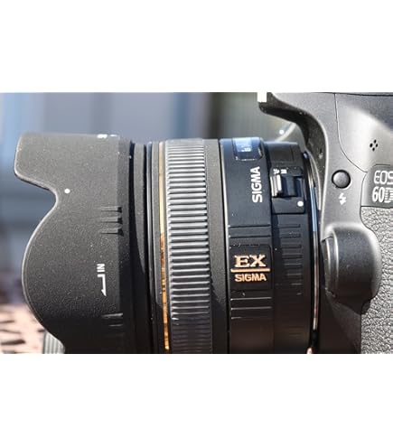 SIGMAシグマEX 30㎜1:1.4 DC HMS Amazon.com : Sigma 30mm f/1.4 EX DC HSM Lens for Canon