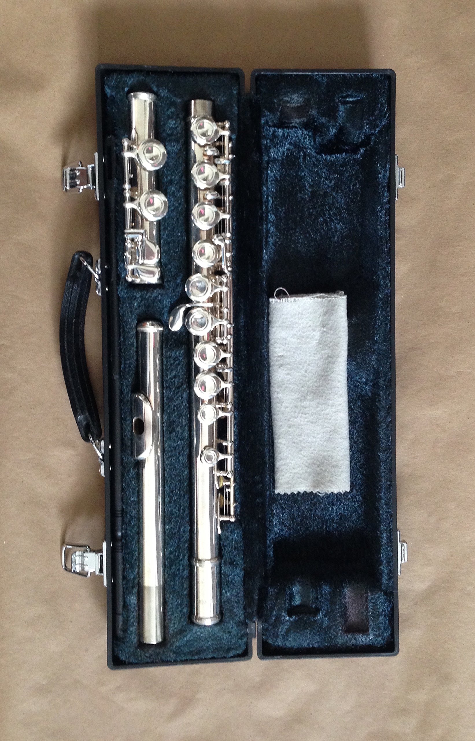Yamaha YFL221 Student Flute Buy Online in United Arab Emirates at