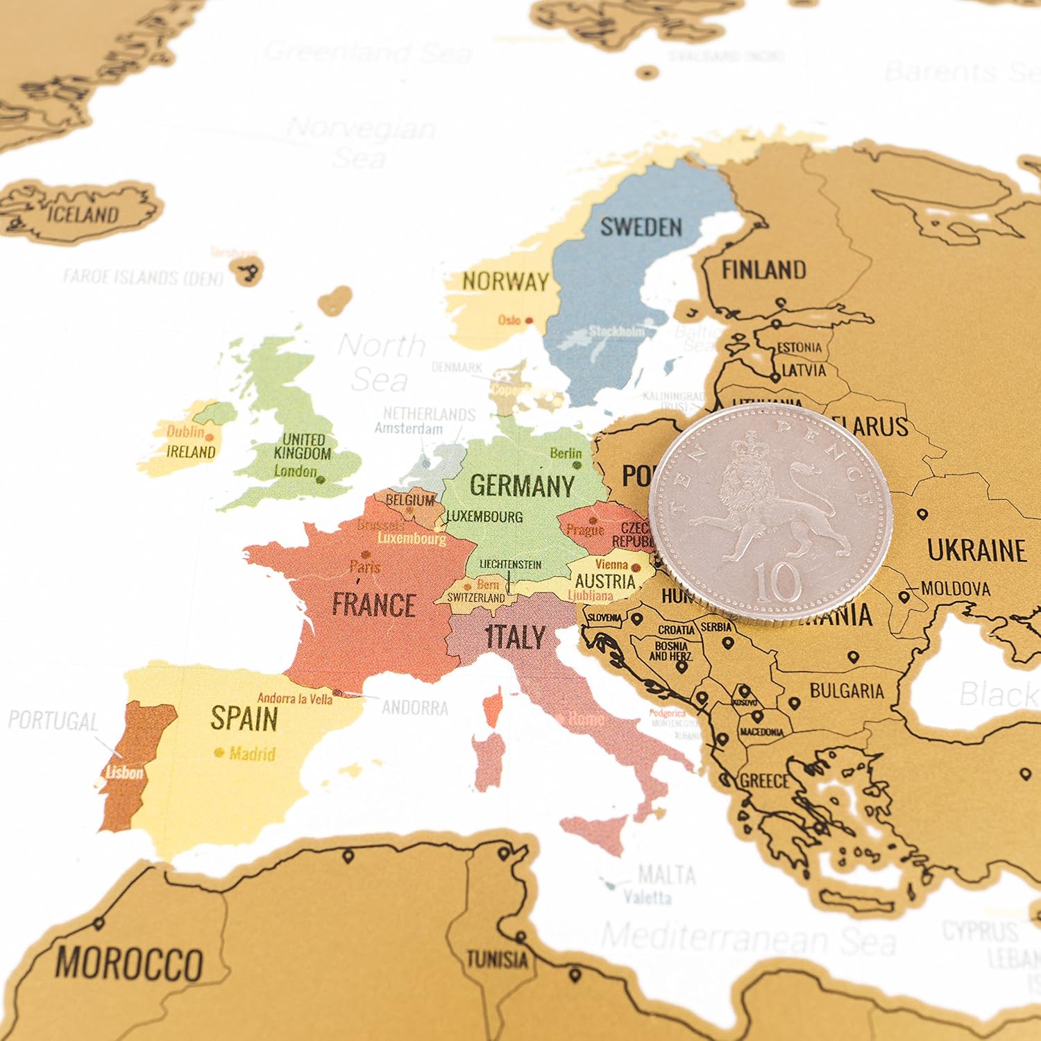 Une Carte Du Monde à Gratter Avec Des Drapeaux Xxl Bonus