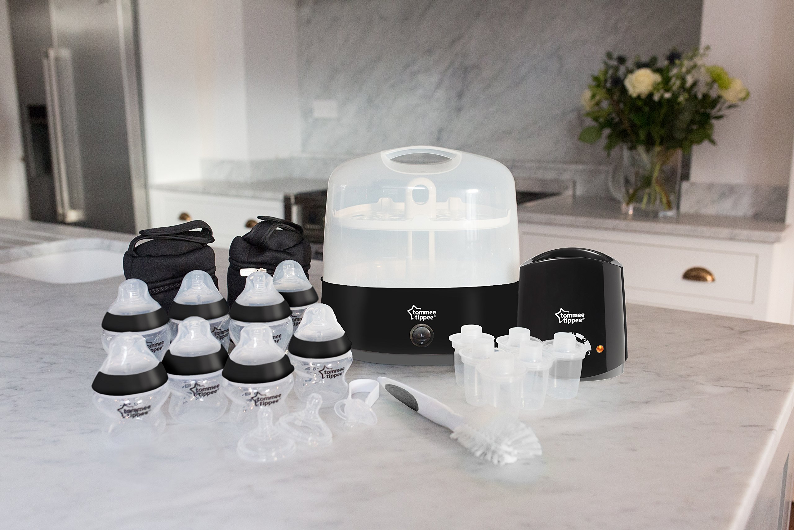 Tommee Tippee Complete Feeding Set (Black, Closer to Nature) Buy