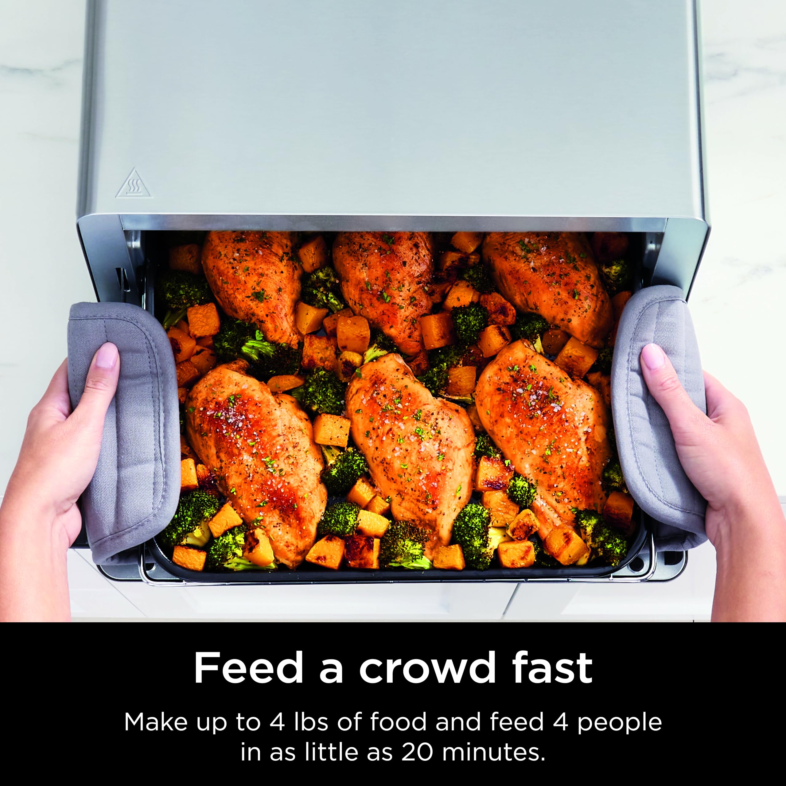 Horno tostador Ninja Flip y freidora de aire, funcionalidad 8 en 1, capacidad abatible hacia arriba y hacia afuera para espacio de almacenamiento, gran capacidad, cesta para freír al aire, bandeja para hojas, rejilla de alambre y bandeja para migas extraíble, inoxidable, 1800 vatios, SP151