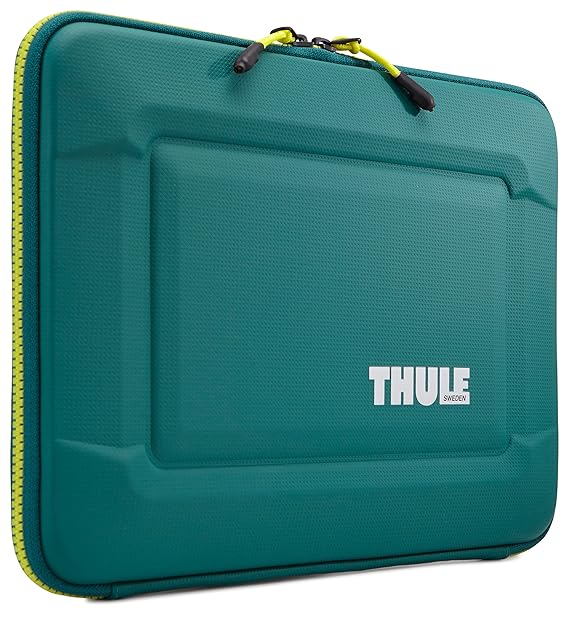 Image: https://images-na.ssl-images-amazon.com/images/I/91ACTNMNBJL._SX569_.jpg Thule Gauntlet 30 15quot MacBook Pro Retina Sleeve 3203250