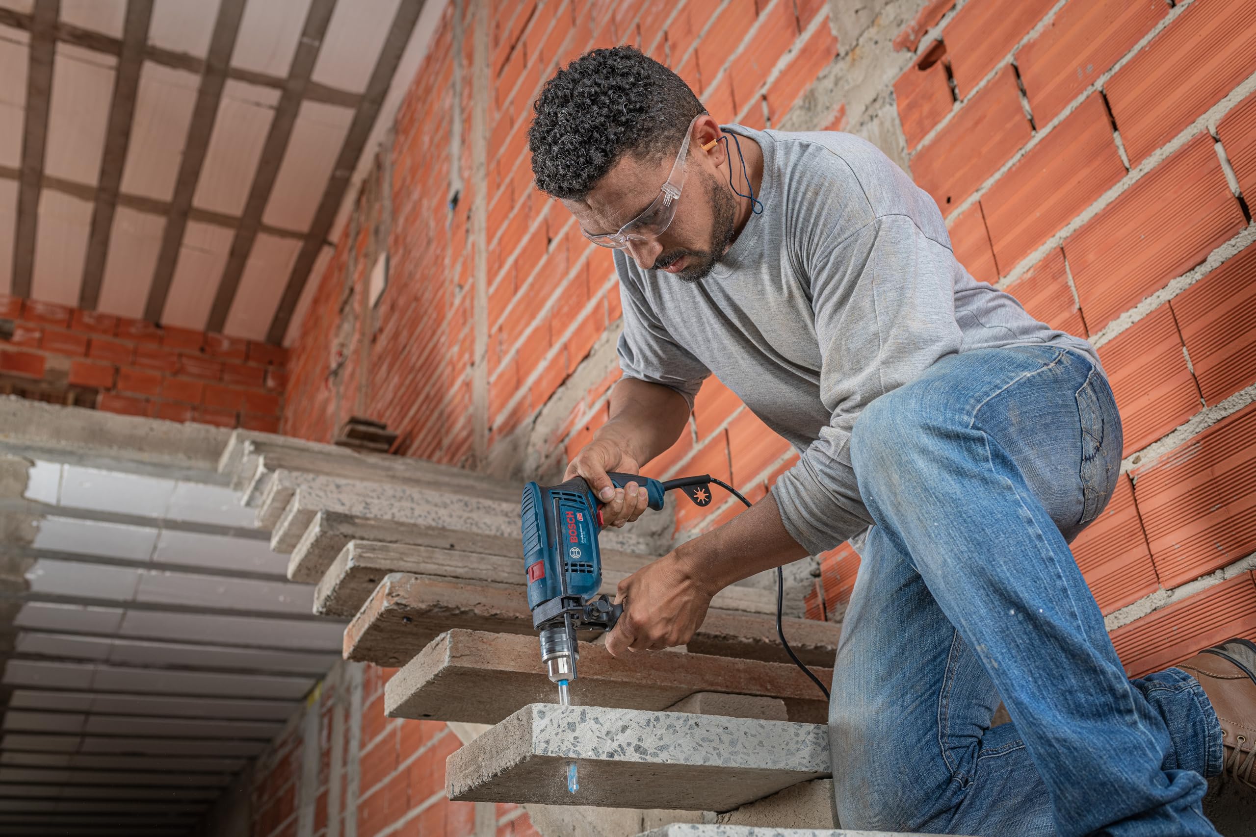 Bosch Professional Schlagbohrmaschine GSB 13 RE (Leistung 600 Watt, inkl. Tiefenanschlag 210mm, Schnellspannbohrfutter 13mm) 6