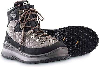 simms boots canada