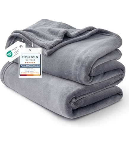 Amazon.com: Kate Spade Full/Queen Fleece Blanket - Navy : Home