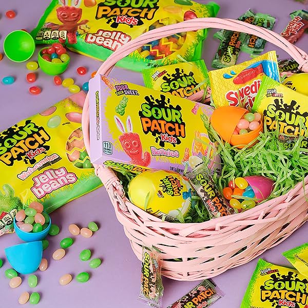 SOUR PATCH KIDS BUNNIES SOFT & CHEWY EASTER CANDY, 18 SNACK PACKS