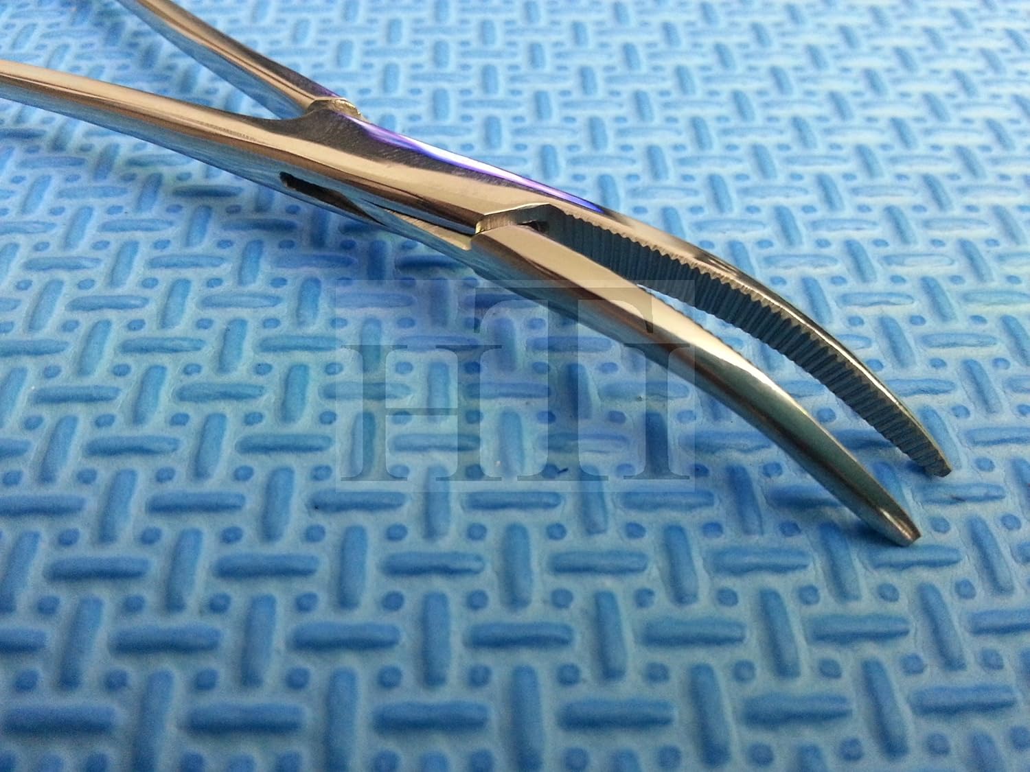 HTI BRAND Dog CAT PET Hair Puller Remover Stainless Steel HEMOSTAT Locking Forceps 5.5" Curved Full Serrated