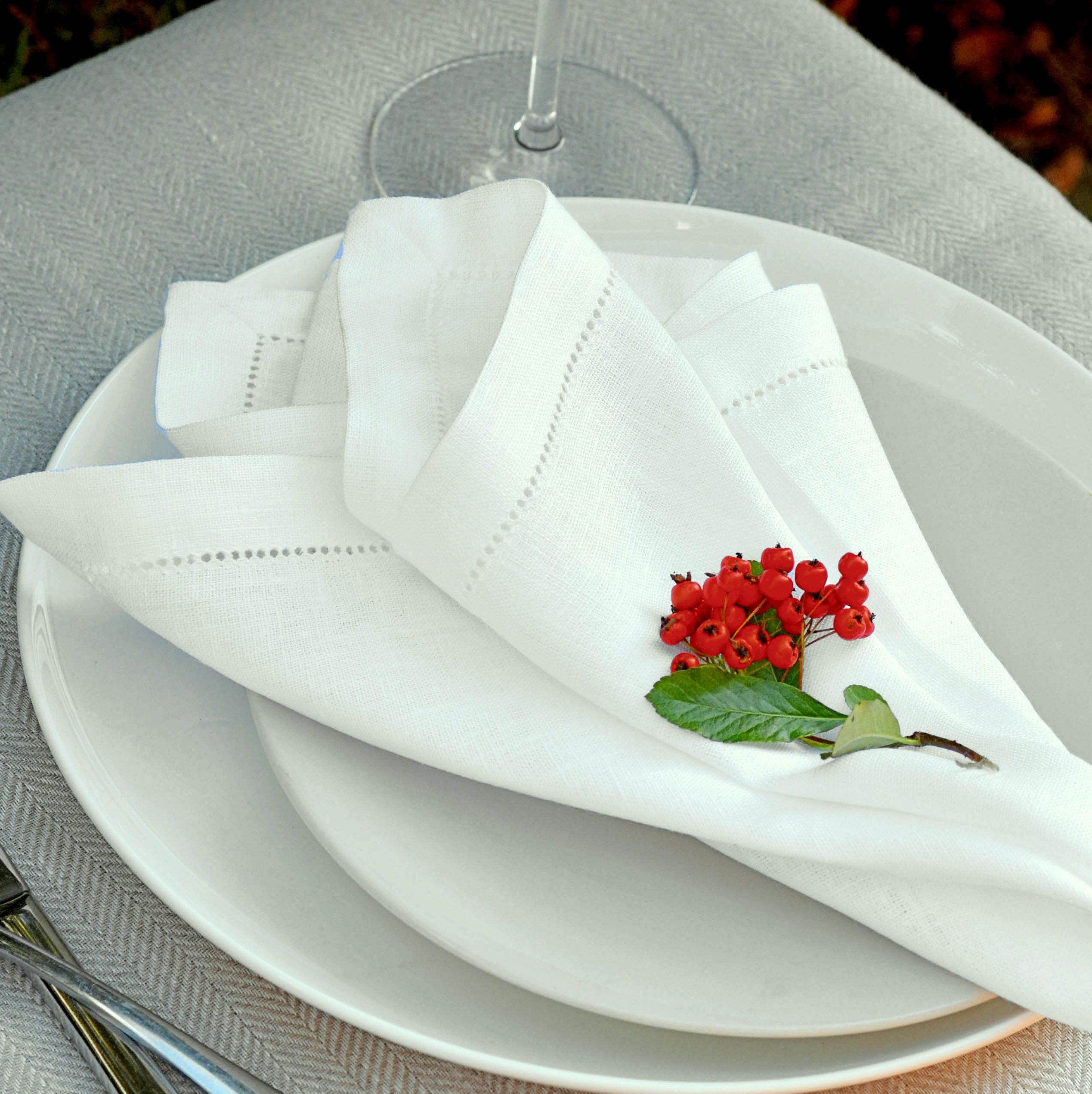 Set of 4 x White Hemstitched Linen & Cotton Napkins Florence - 17.2'' x 17.2'' (43cm x 43cm), 100% Linen