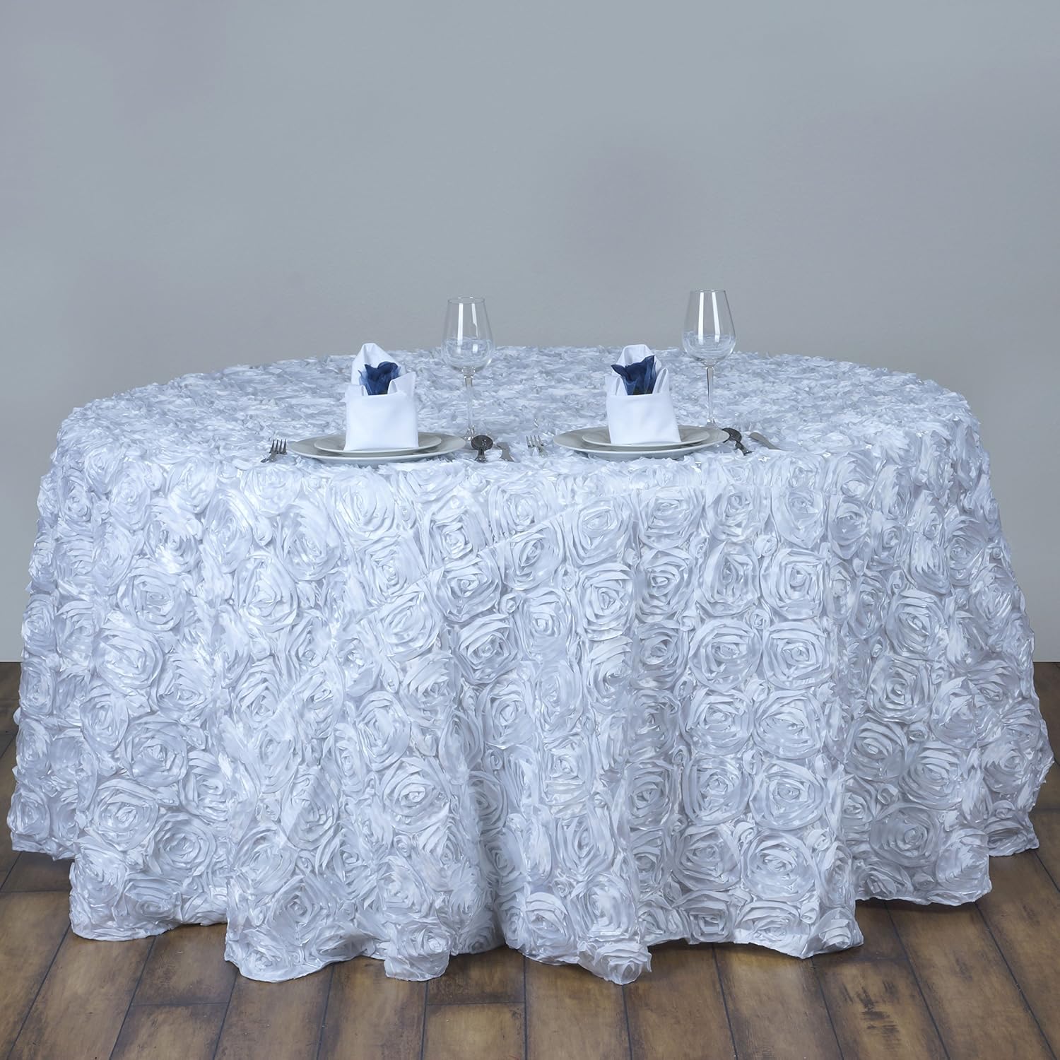 Best white rosette table cloth