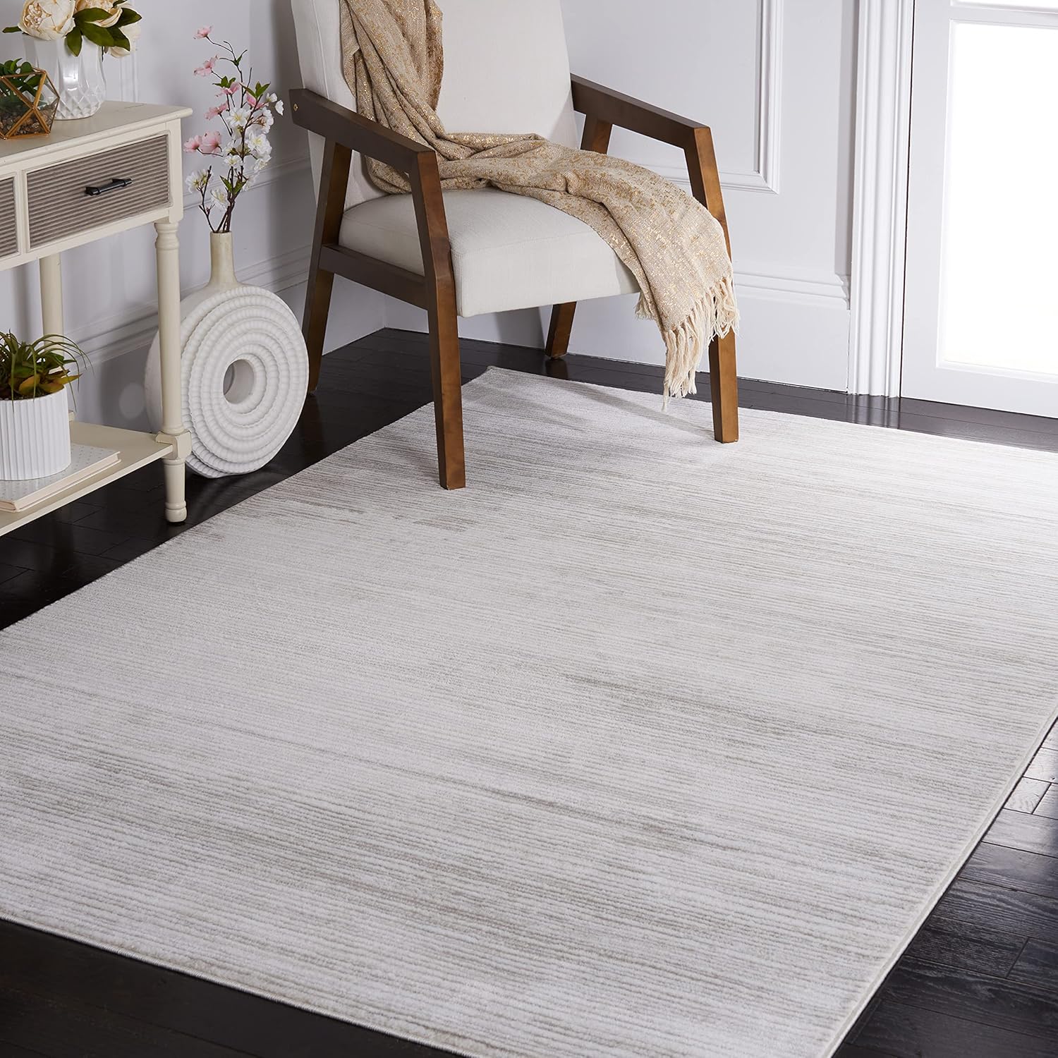 Rugs, Pads & Protectors - SAFAVIEH Vision Collection Area Rug - 9' x 12', Ivory Grey & -, Modern Ombre Tonal Chic Design, Non-Shedding & Easy Care, Ideal for High Traffic Areas in Living Room, Bedroom (VSN606K)