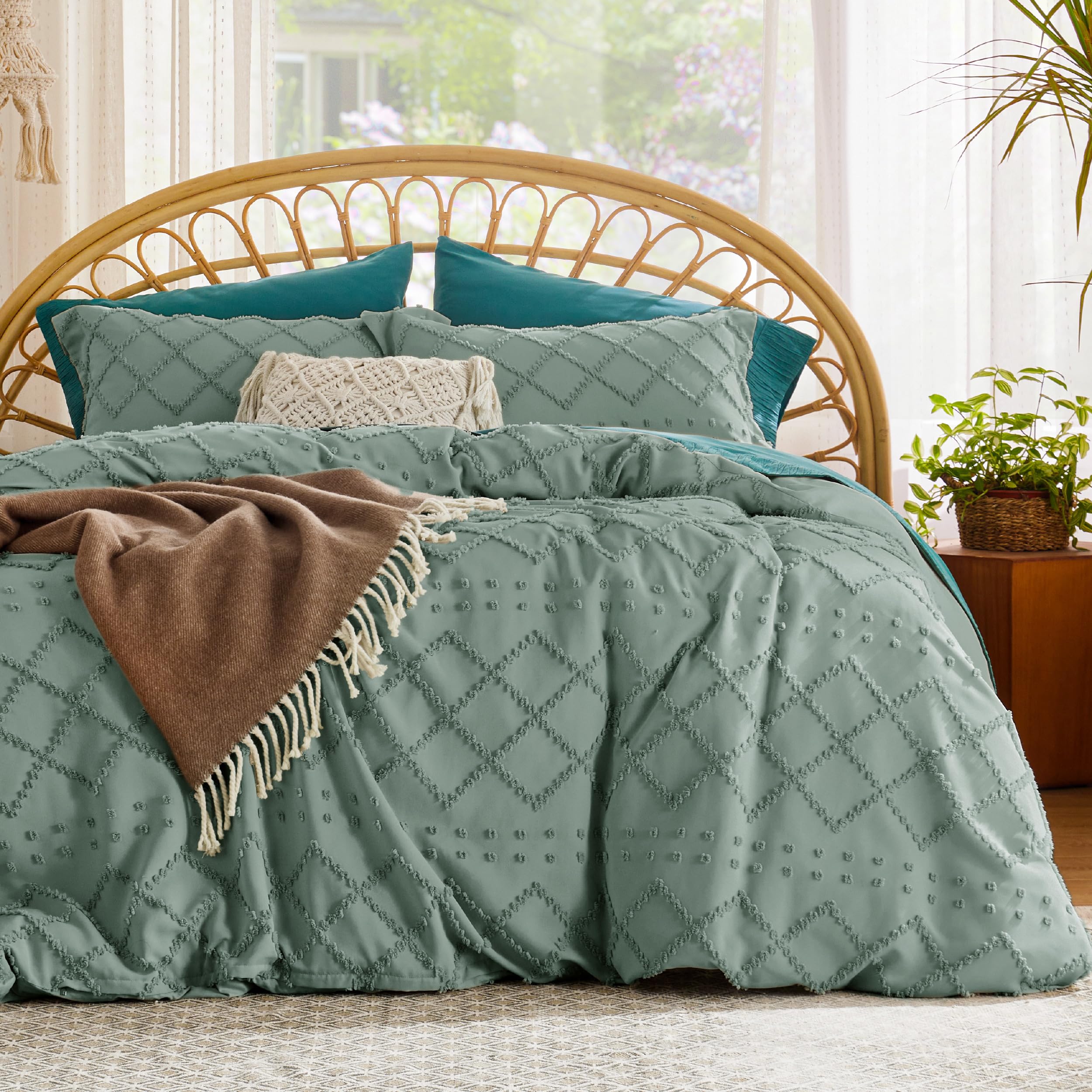 Photo 1 of Bedsure Boho Cal King Duvet Cover - Cal King Size Duvet Cover, Cal King Boho Bedding for All Seasons, 3 Pieces Embroidery Shabby Chic Home Bedding Duvet Cover (Green, Cal King, 104x98)