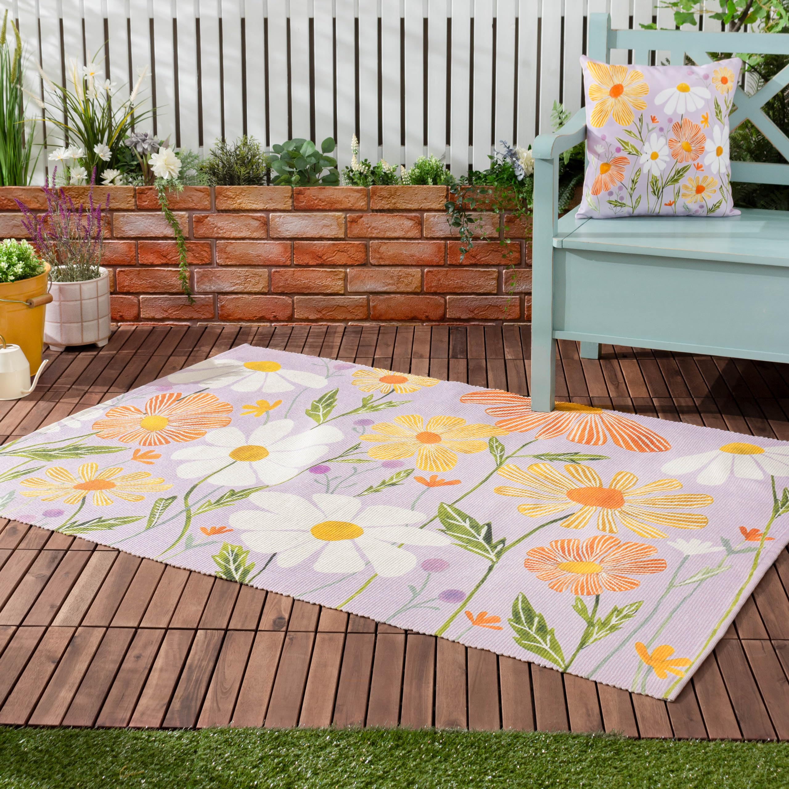 furn. Wylder Nature Wildflowers Outdoor/Indoor Floral Rug