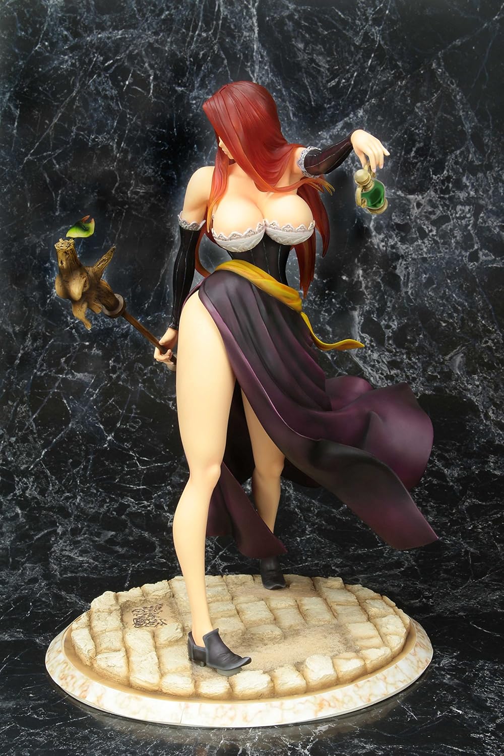 Dragons Crown Sorceress 1 4 5 Scale Pvc Figure Amazon Fr Jeux Et Jouets