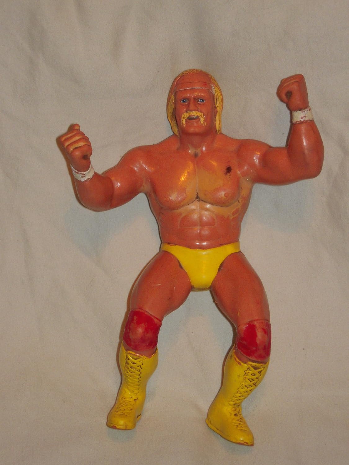 hulk hogan action figure 1985