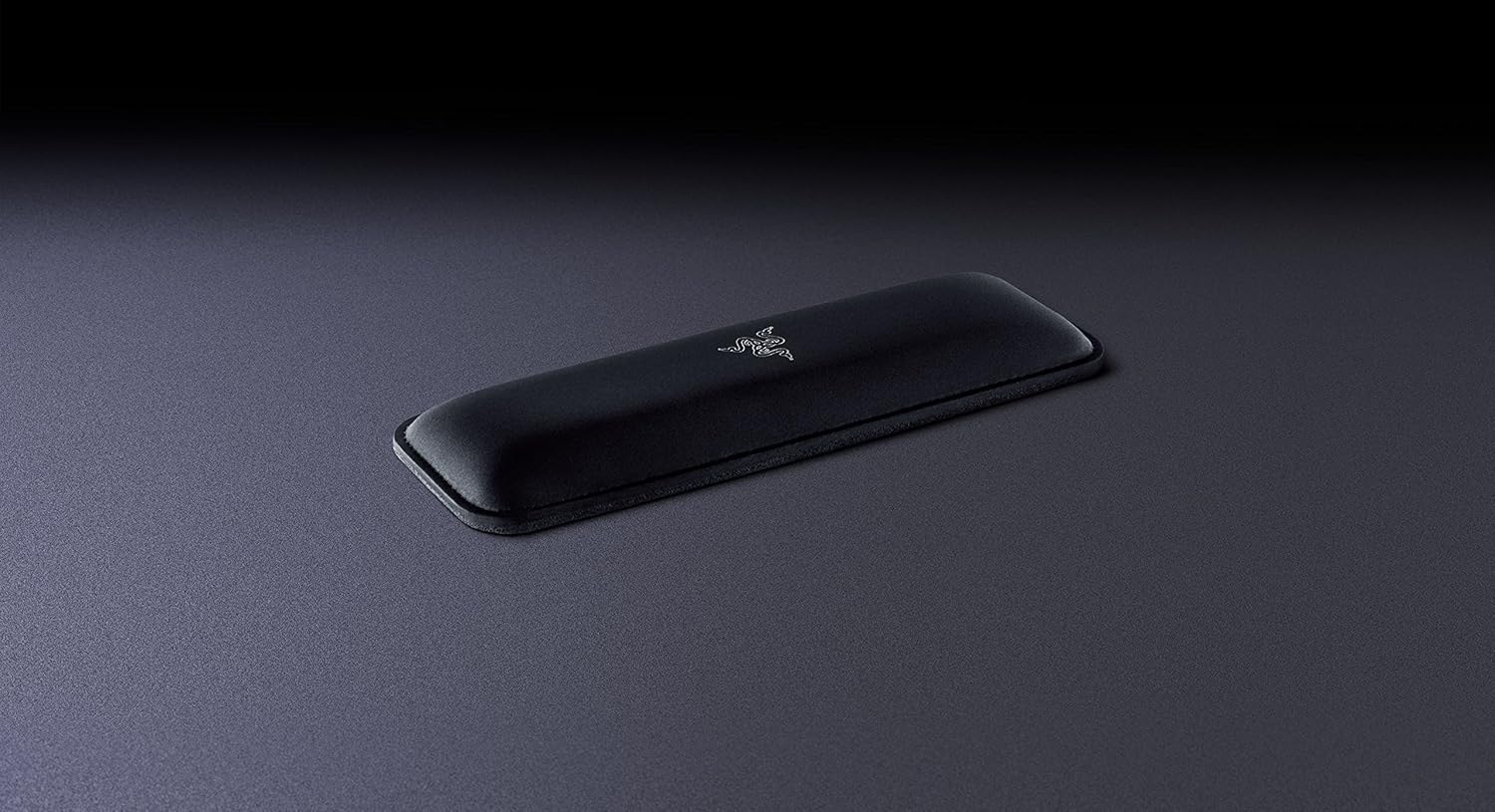 Razer Ergonomic Wrist Rest for Gaming Mice: Anti-Slip Rubber Base - Angled Incline - Classic Black: Computers & Accessories