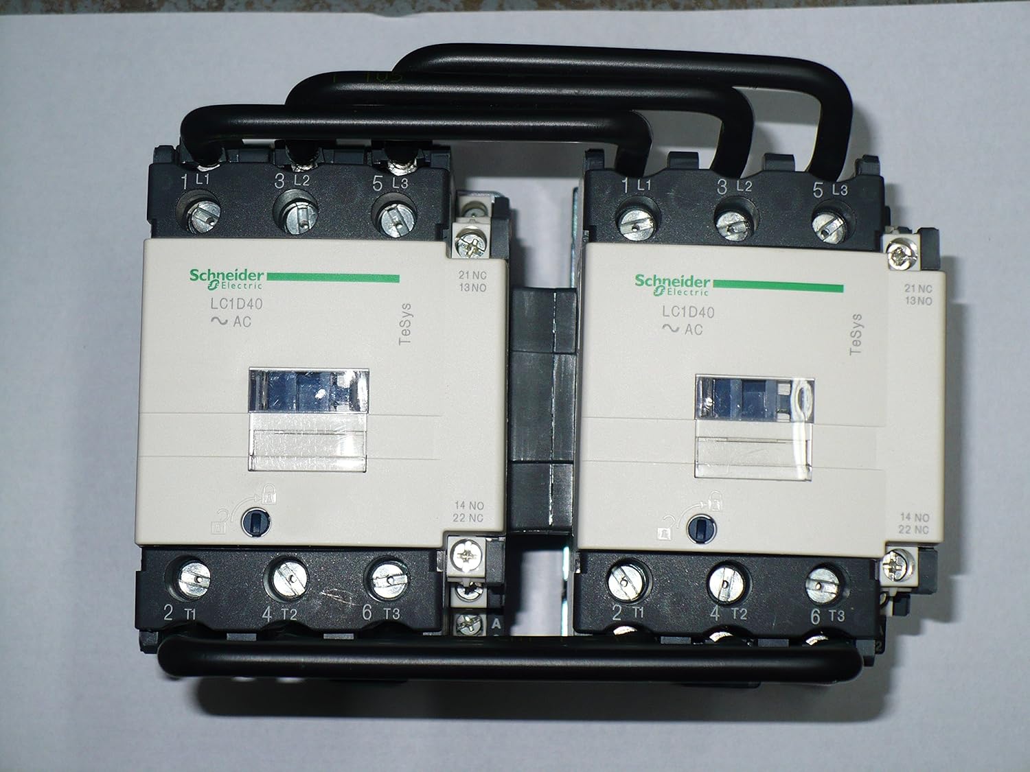 Telemecanique 40A 575V Reversing Contactor LC2D40G7: Motor Contactors: Industrial & Scientific