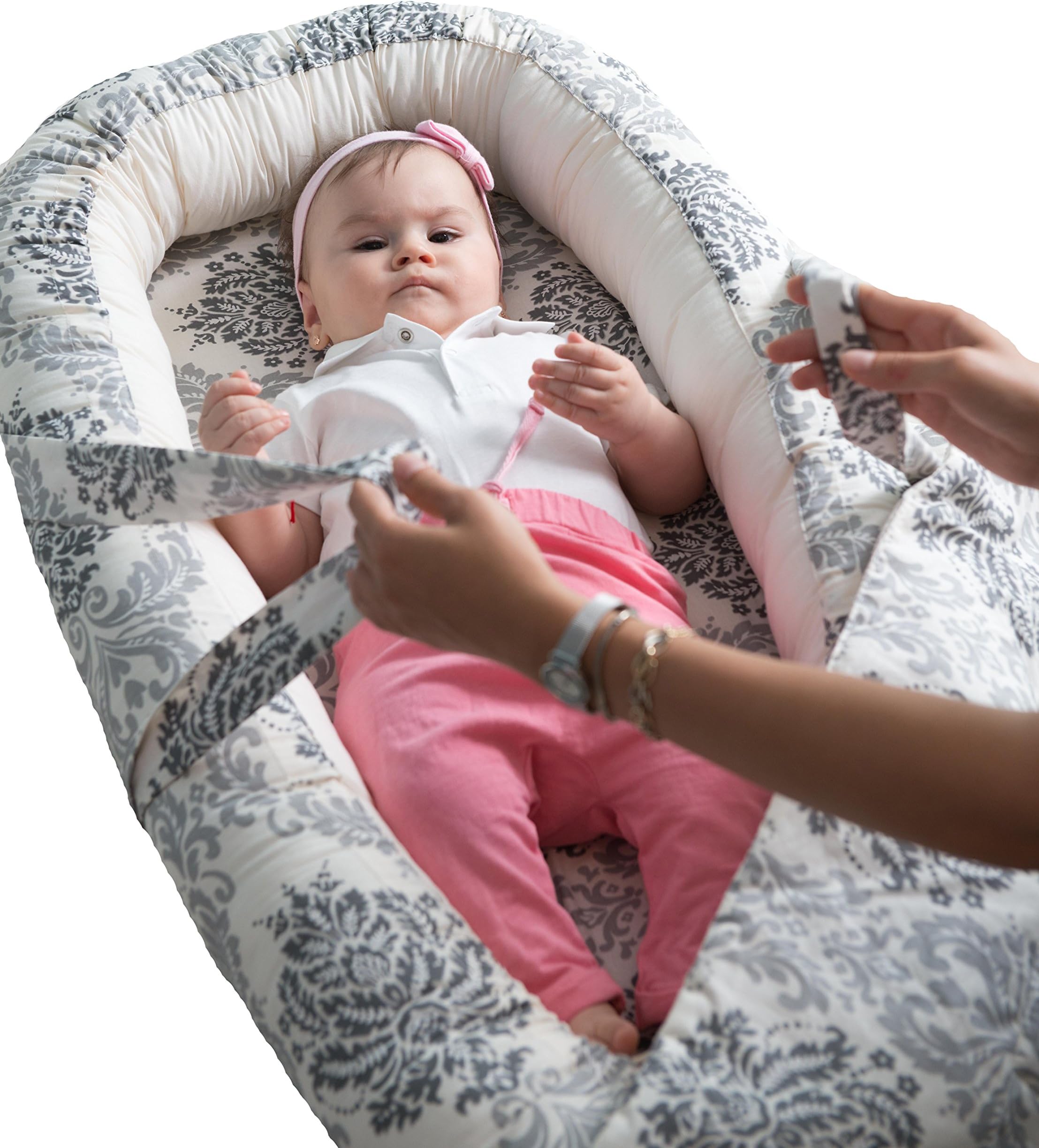 CozySleep Baby nest + FREE baby blanket + FREE pack-sac – Best deal at best price – No more worries that your baby could fall when he/she sleeps – Organic cotton + Hypoallergenic – Available in 2 sizes (SMALL, BRONZE)