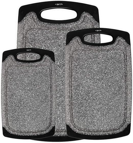 Amazon Com Famiry Reversible Cutting Board Set Of 3 Plastic Chopping Board For Kitchen Non Slip Design With Easy Grip Handle Juice Grooves Bpa Free Dishwasher Safe 3 Piece Black Kitchen Dining