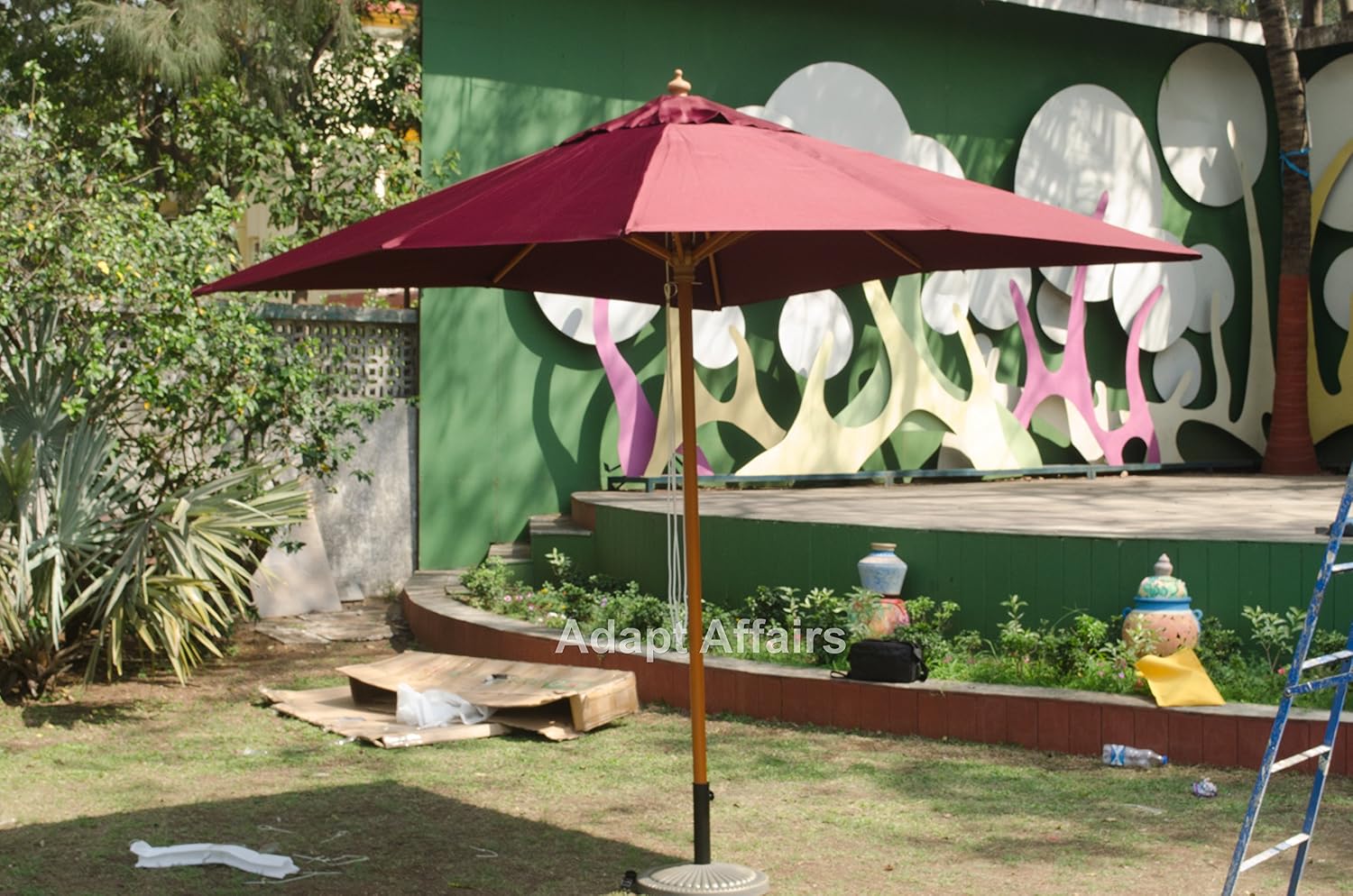 Invezo Impression Garden Umbrella Center Pole Square Patio Umbrella With Base Maroon Color Outdoor Umbrella Amazon In Home Kitchen