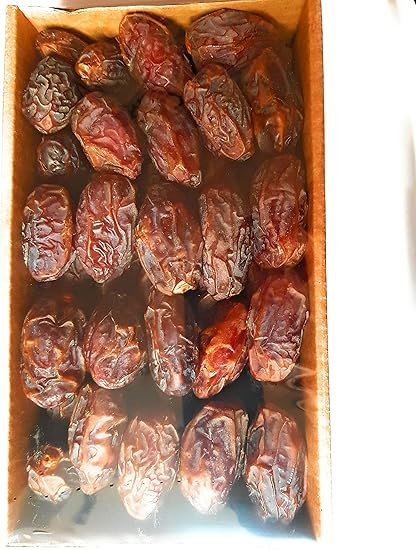 Organic Medjool Dates 1kg Buy Whole Foods Online Ltd Amazon Co Uk Grocery