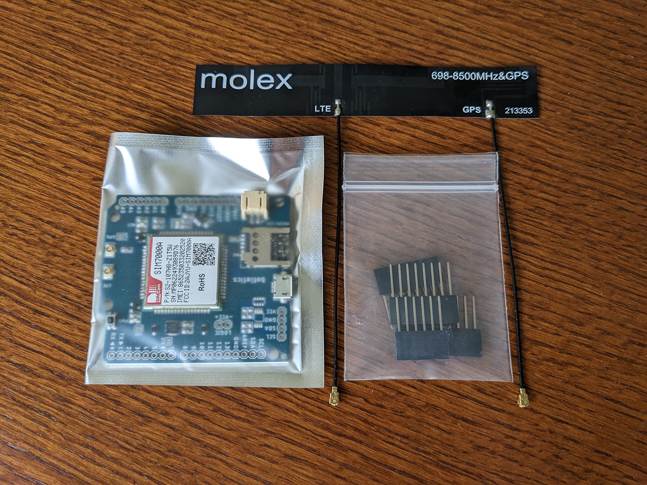 SIM7000 LTE CAT-M1 NB-IoT Cellular + GPS + Antenna Shield Kit for Arduino (SIM7000A)