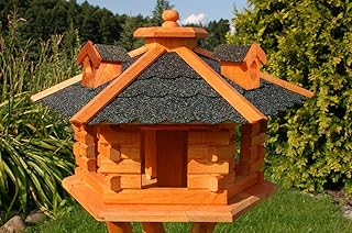 Vogelhaus, Vogelhäuschen behandelt mit Bitumschindeln