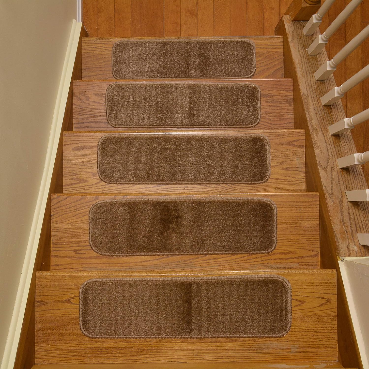 Best  colour carpet for stairs