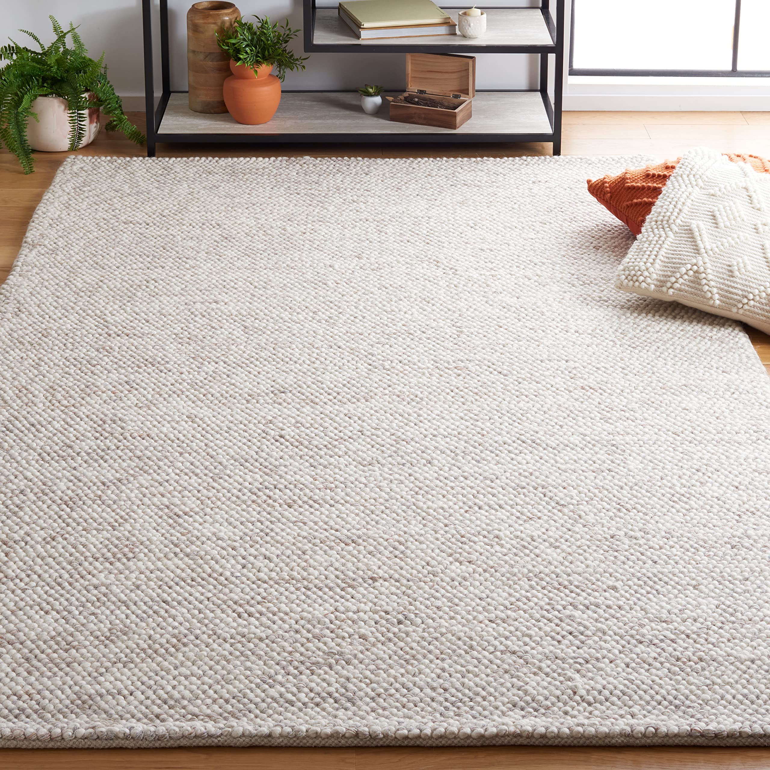 Photo 1 of SAFAVIEH Natura Collection Area Rug - 6' x 9', Beige & Ivory, Handmade Wool, Ideal for High Traffic Areas in Living Room, Bedroom (NAT182B)