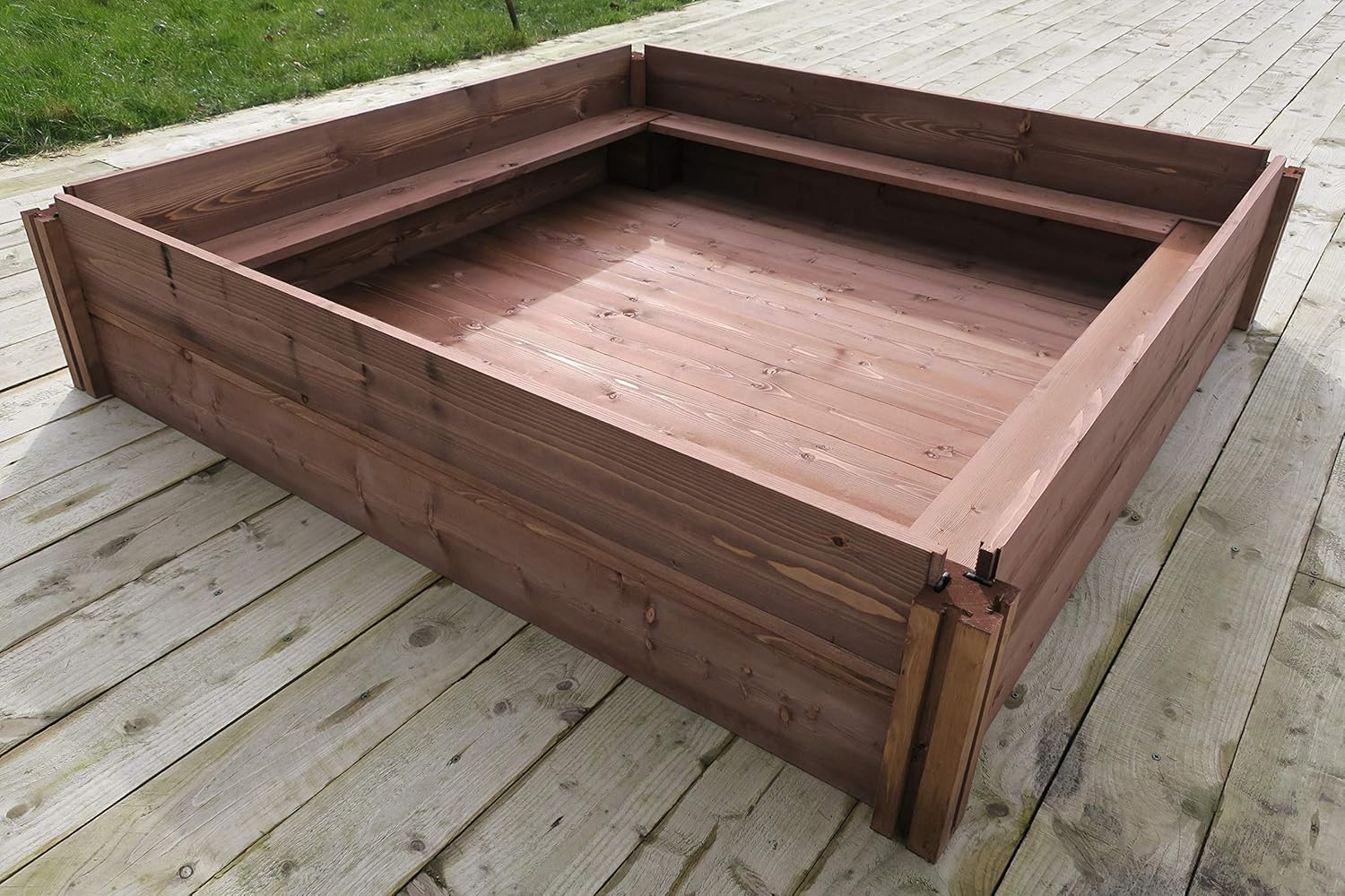 Gardening Works XL MAX Standard FSC Wooden Dog & Puppy Whelping Box
