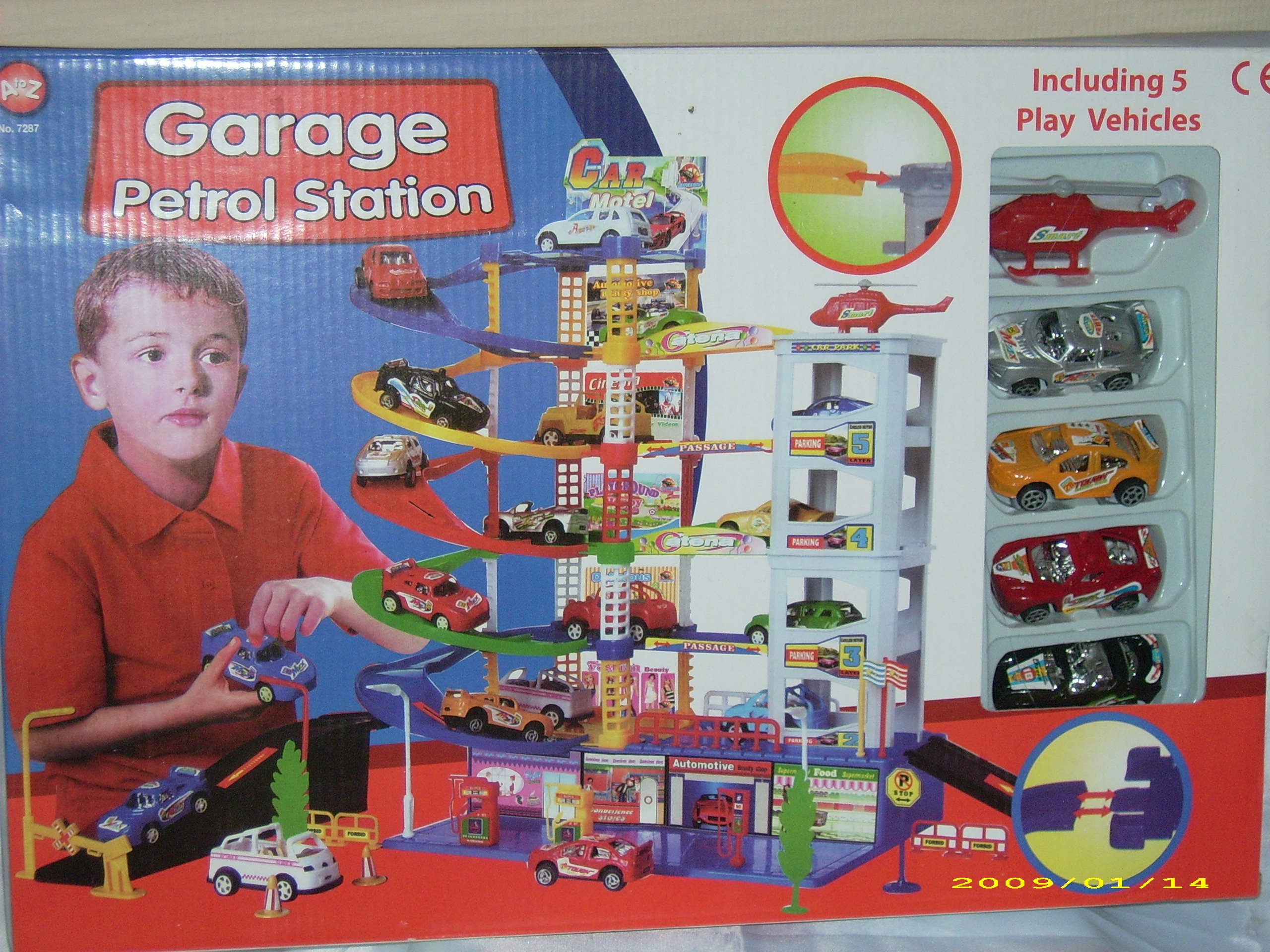 A to Z 7287 Garage and Petrol Station Playset, 4 level garage