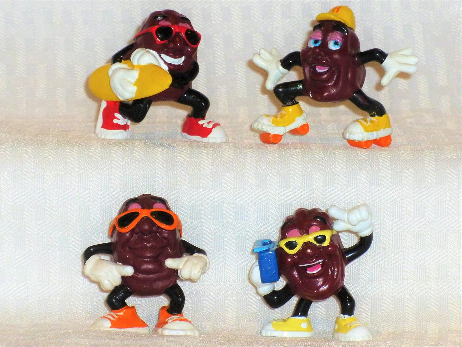 california raisin figurines