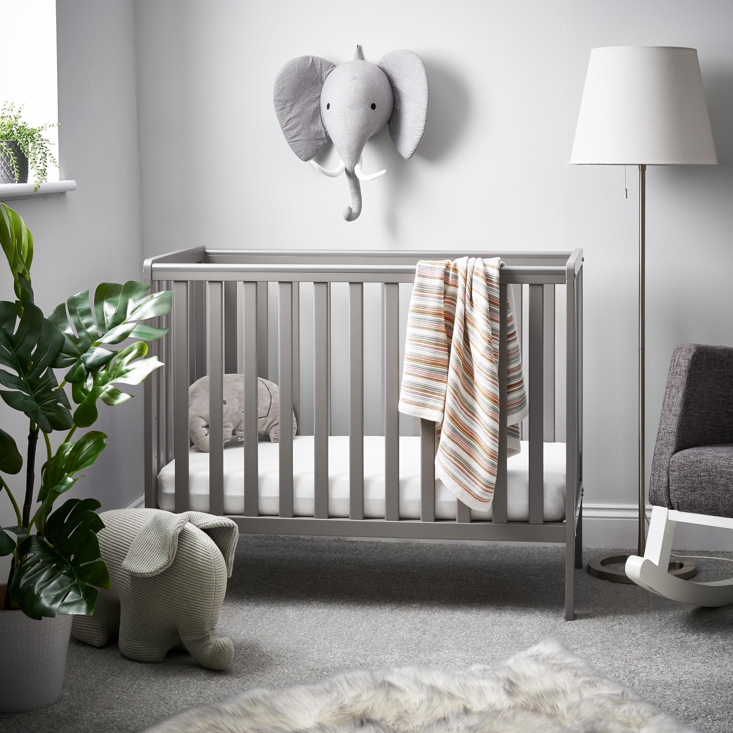 Obaby Bantam Space Saver Cot – Taupe Grey – Compact 120 x 60 cm Convertible Cot Bed with Adjustable Base & Teething Rails
