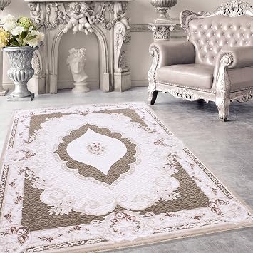 Amazon De Hochwertiger Acryl Teppich In Barock Stil Mit Ornament