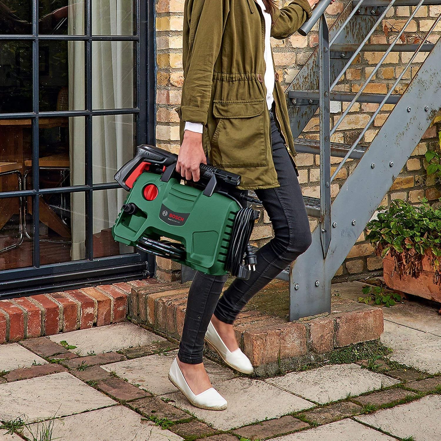 Bosch high pressure washer EasyAquatak 110 (compact design, 110-bar pump, 450-ml High-Pressure Detergent Nozzle - Image 4