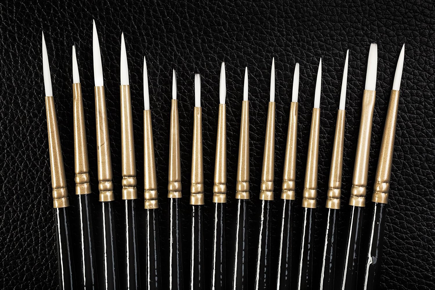 Arteza Small Paint Brushes, Set of 15, Fine Paint Brush Pack for Model Painting and Canvases Thin - Image 3