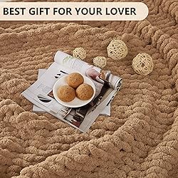 L'AGRATY Chunky Knit Blanket