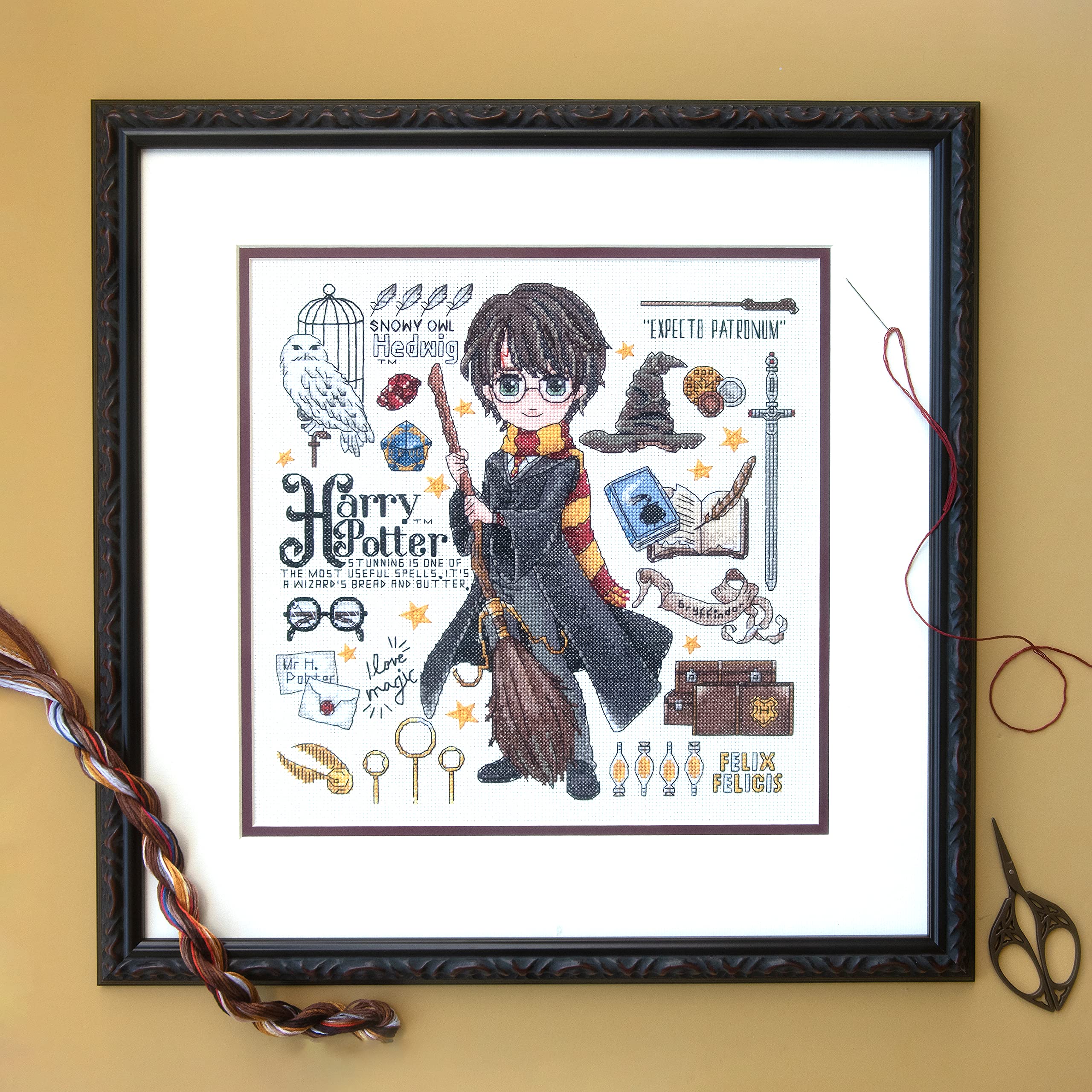 Dimensions 70-35416 Magical Design Harry Potter Counted Cross Stitch Kit for Beginners, 11