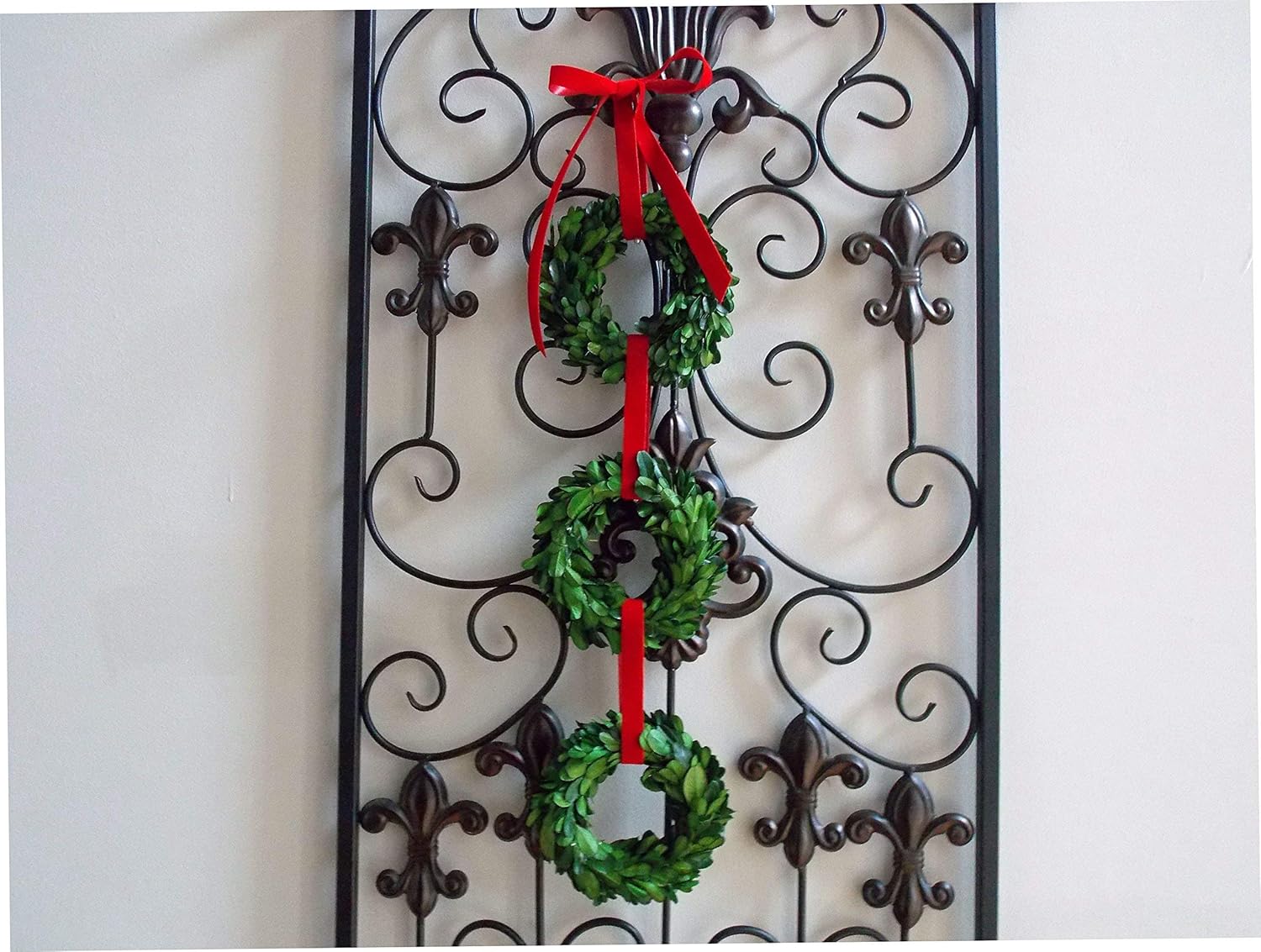 Small Mini Preserved Boxwood Christmas 3 Wreath/Triple