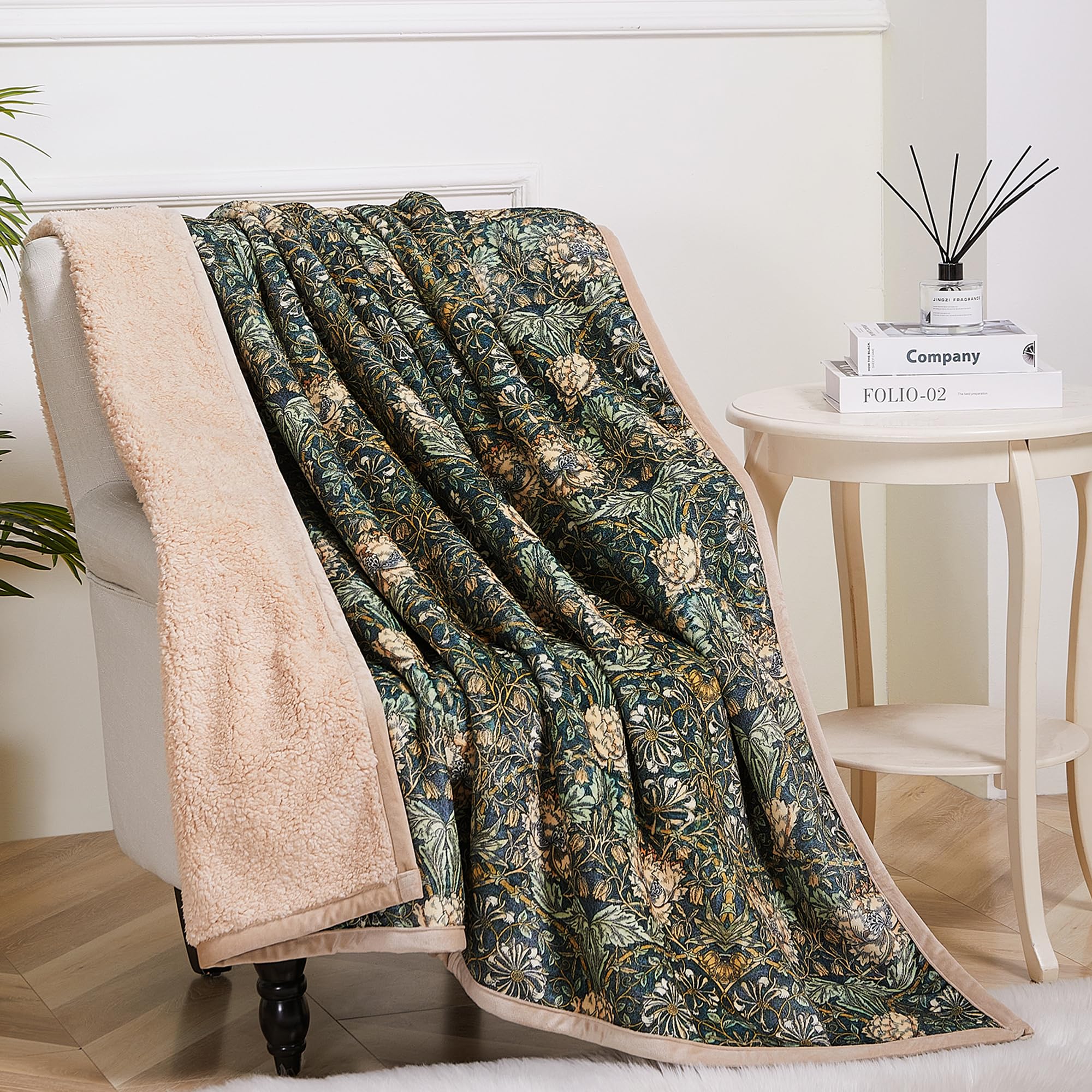 Obal William Morris Sherpa Fleece Blanket Bed Throw Blanket Fluffy Snuggle Blanket Large Throws for Sofas Settees Decorative Microfiber blankets (Honeysuckle, Twin/Double 150x200)