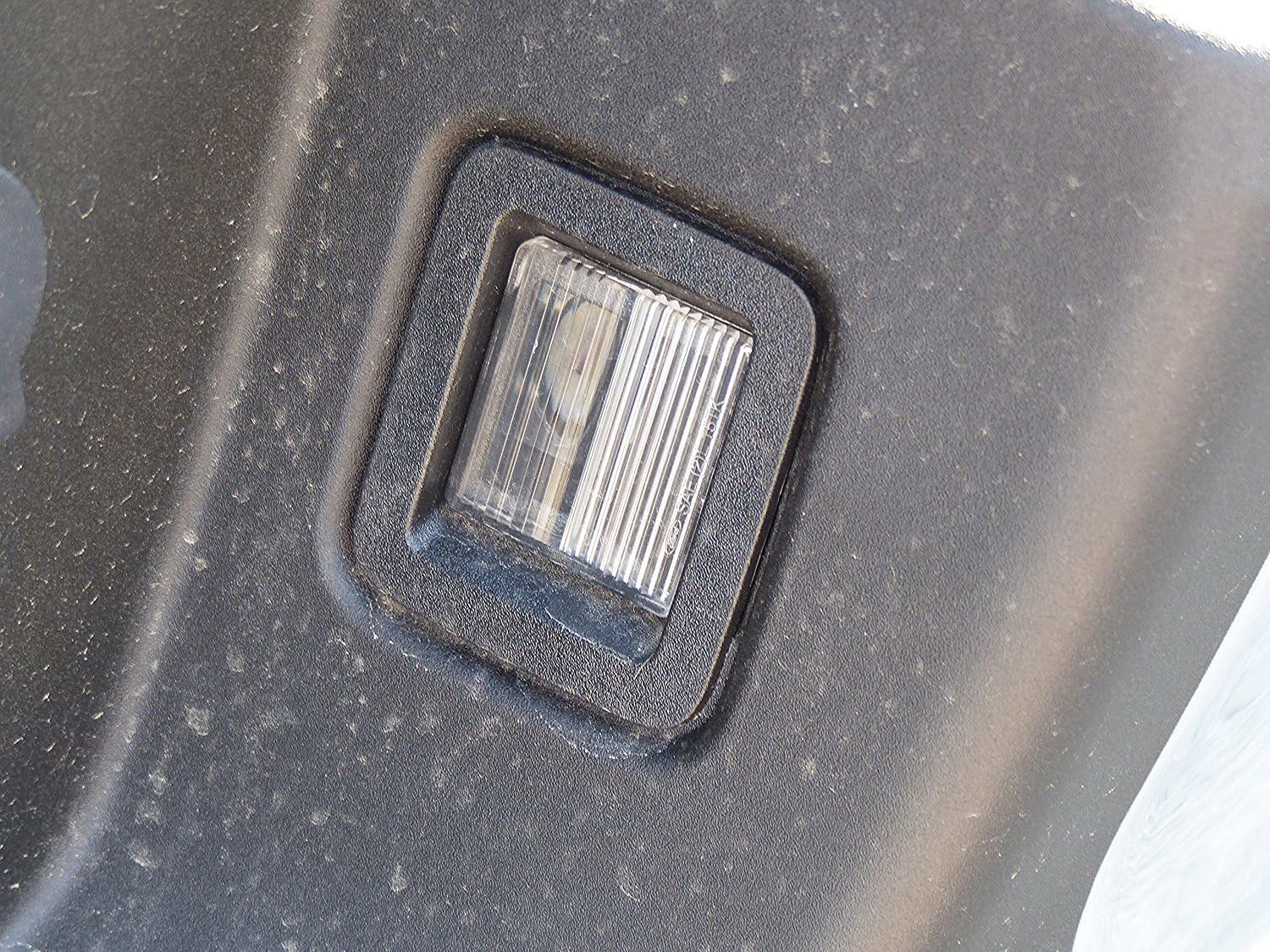2016 f150 license plate light