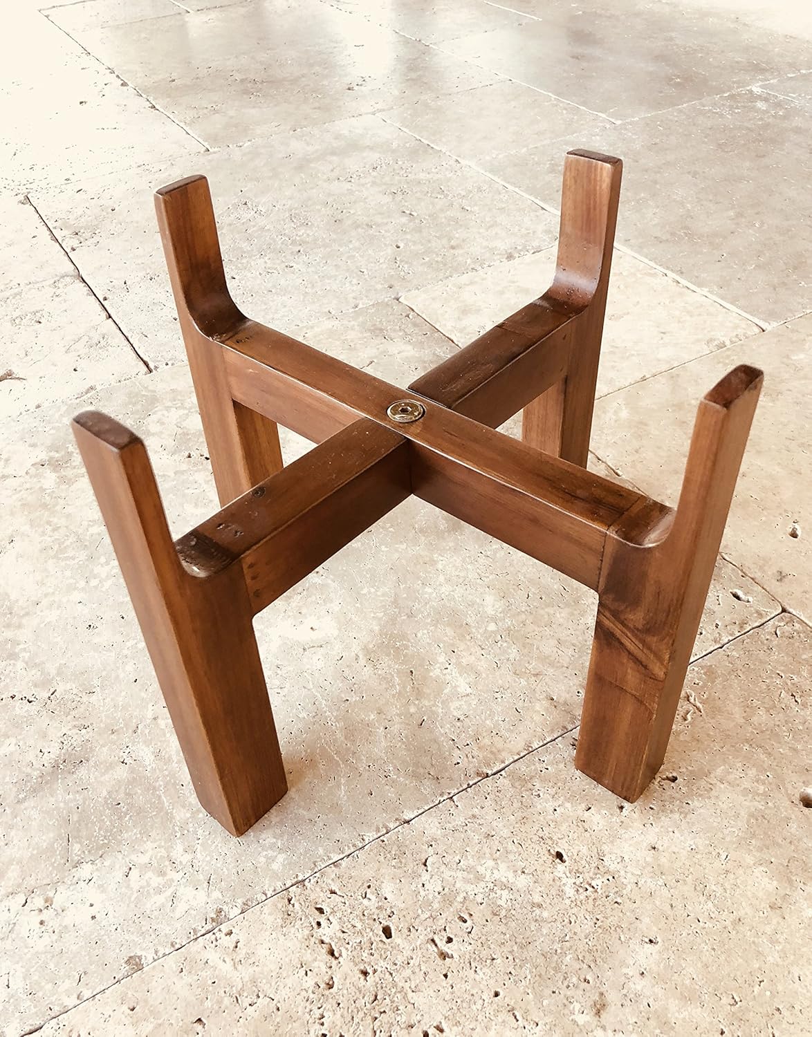 elevated dog bowl holder