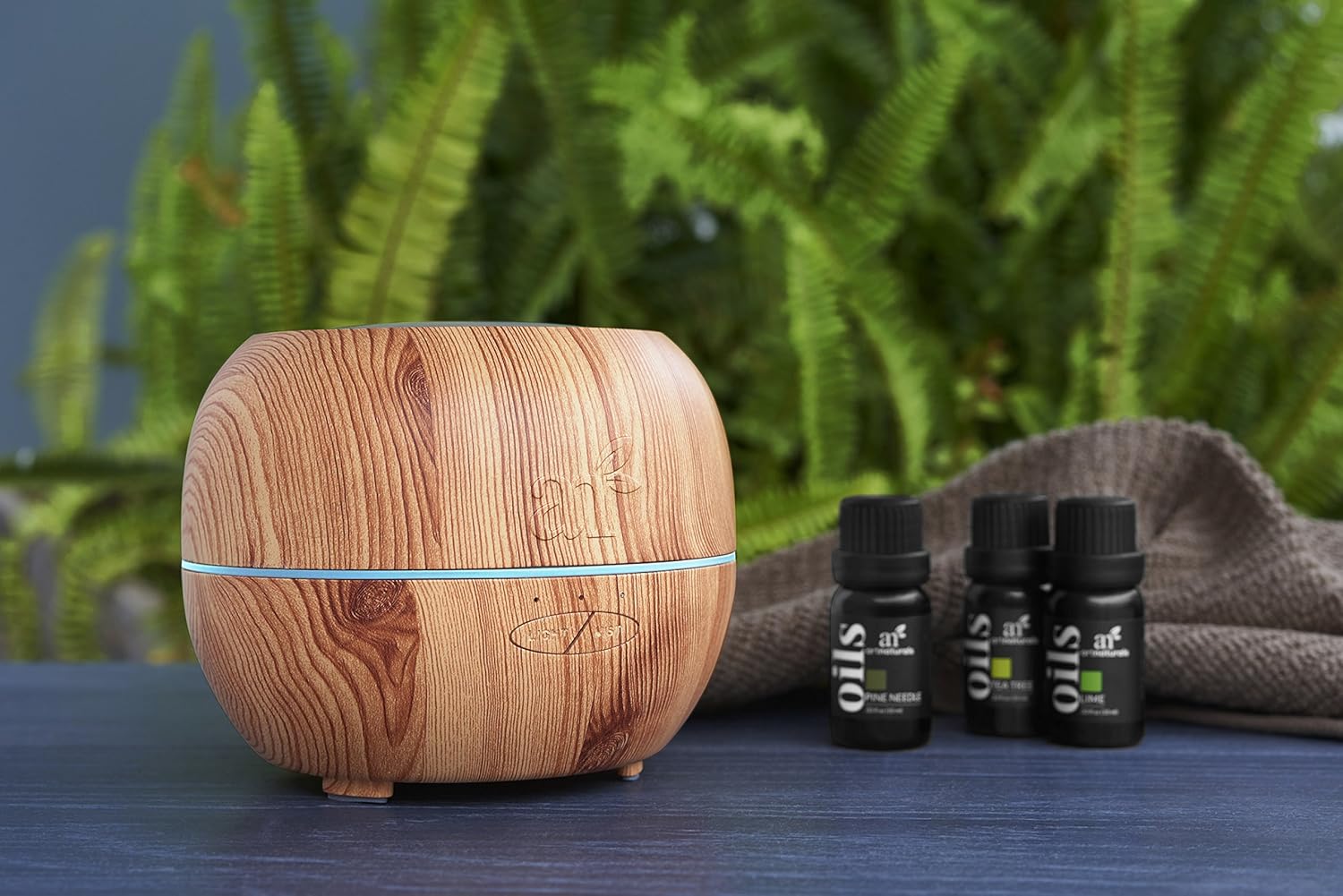 ArtNaturals Aromatherapy Essential Oil and Diffuser Gift Set - (150ml Tank & Top 8 Oils) - Peppermint, Tee Tree, Lavender & Eucalyptus - Auto Shut-Off – Therapeutic Grade: Home & Kitchen