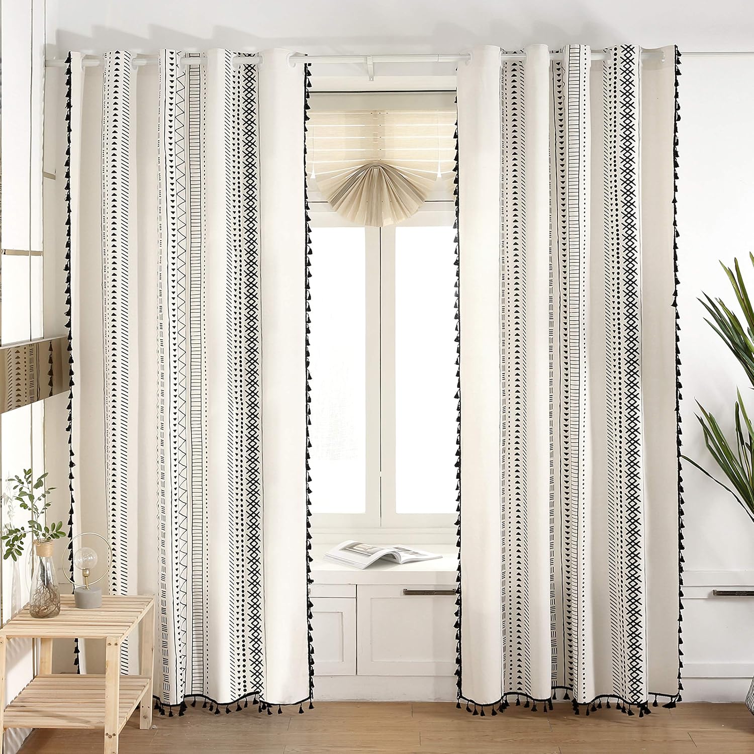 Amazon Com Winlife Bohemian Curtains For Living Room Geometric Tassel Window Curtain Home Decor Semi Blackout Cotton Linen Blend Farmhouse Rural Style Curtain Striped 1 Panel W59 X L71 Kitchen Dining