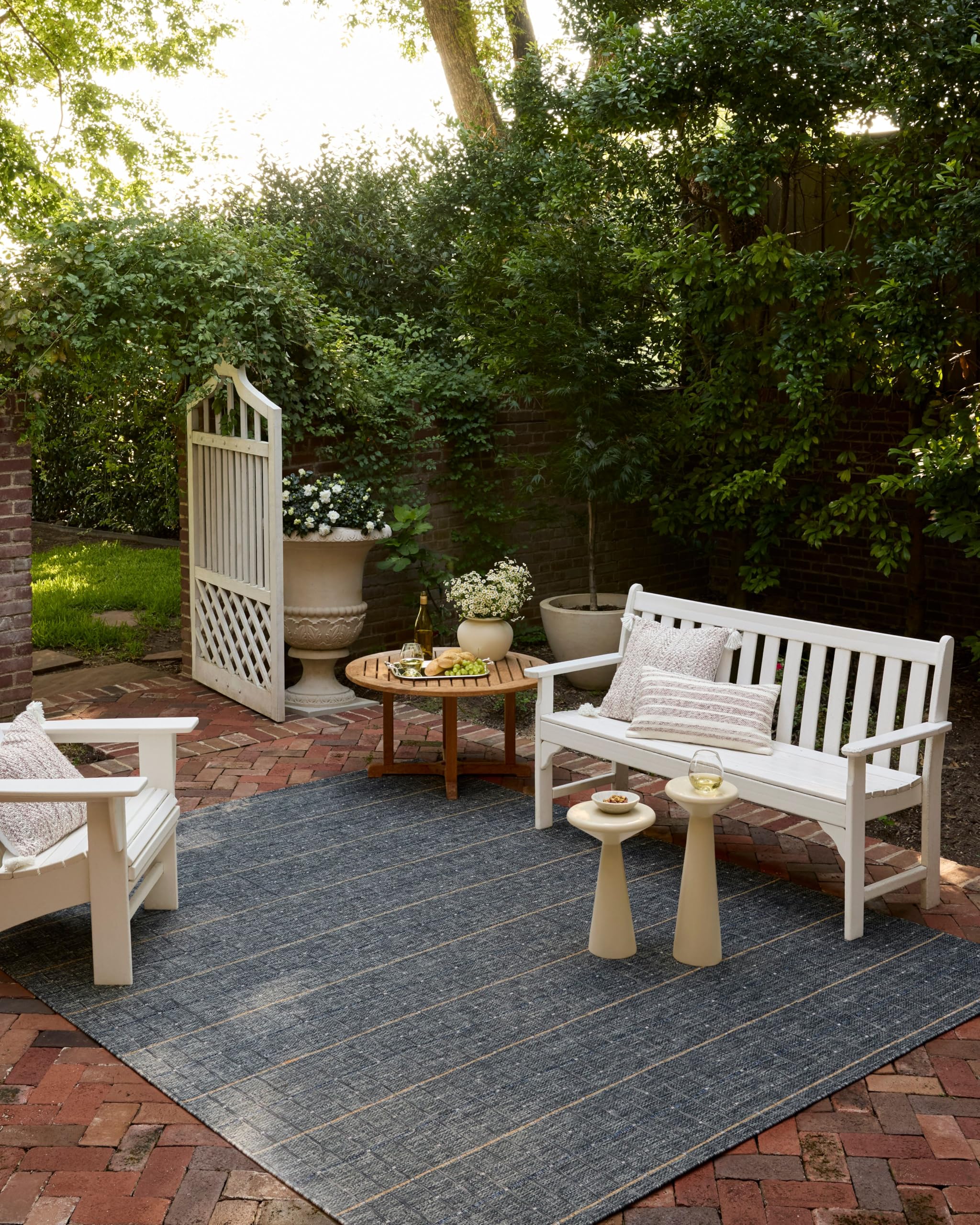 Loloi Birch Collection BIR-02 Sky/Wheat 6′-7″ x 9′-4″, .25″ Pile Height, Area Rug, Indoor/Outdoor, Durable, Neutral, Easy Clean, Rug for Patio, Deck, Entry, Balcony, Outdoor Space