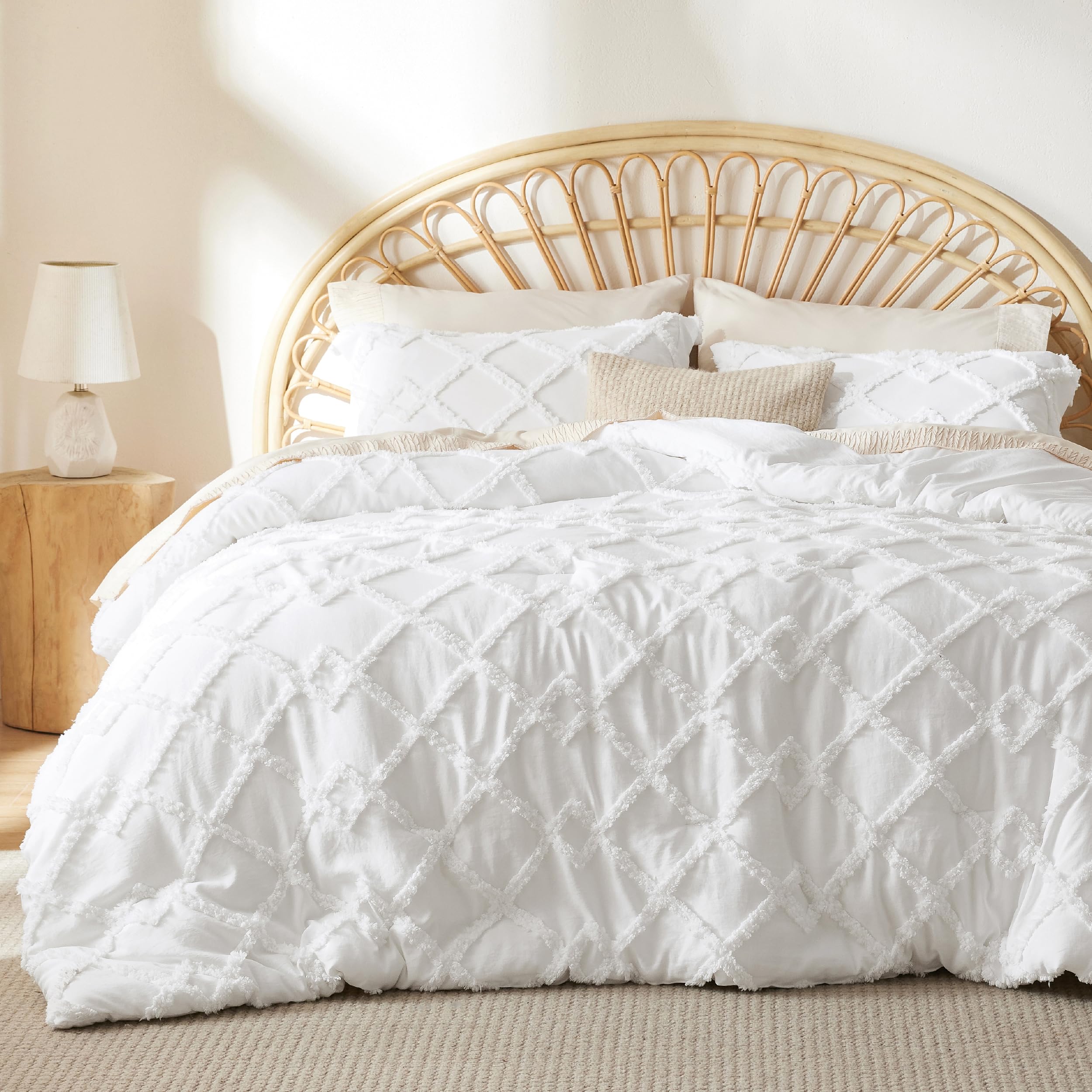 Photo 1 of Bedsure Boho Comforter Set King - White Tufted Bedding Comforter Set, 3 Pieces Farmhouse Shabby Chic Embroidery Bed Set, Soft Fluffy Geometric Pattern Comforter for All Seasons